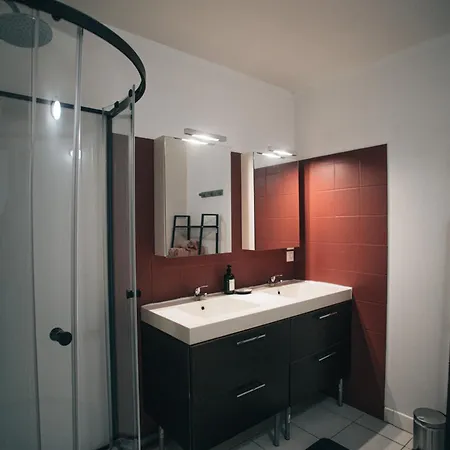 Appartement Le Cocon De Sapiac à Deux Pas Du Stade, Garage *